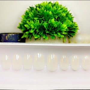 20PCS Handmade White Chrome Glaze Press On Glue On Nails & FREE MYSTERY GIFT